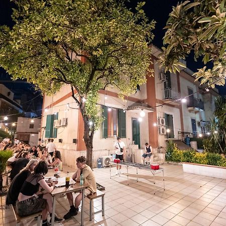 Naples Experience Hostel - Age Limit 18-28 Экстерьер фото