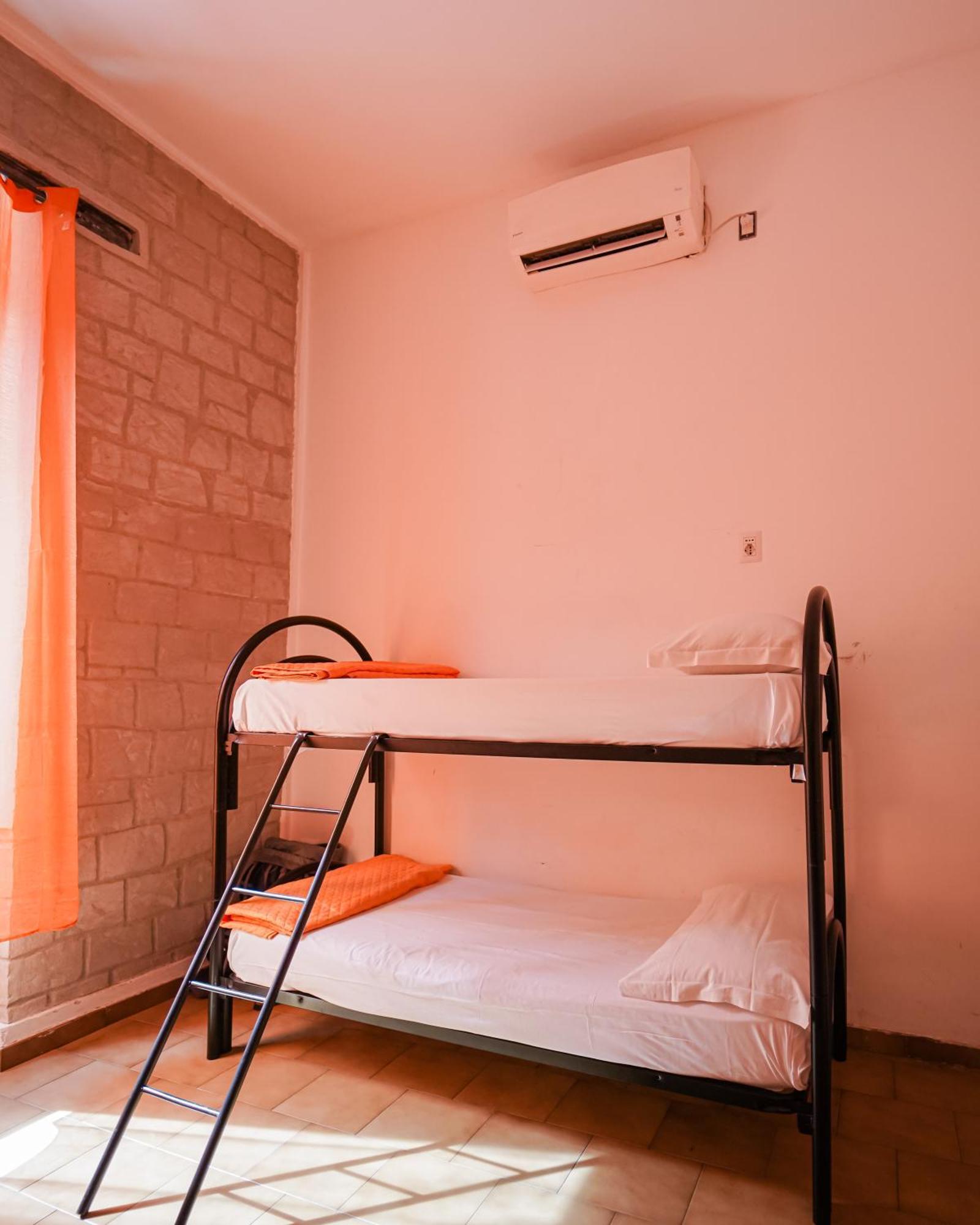 Naples Experience Hostel - Age Limit 18-28 Экстерьер фото