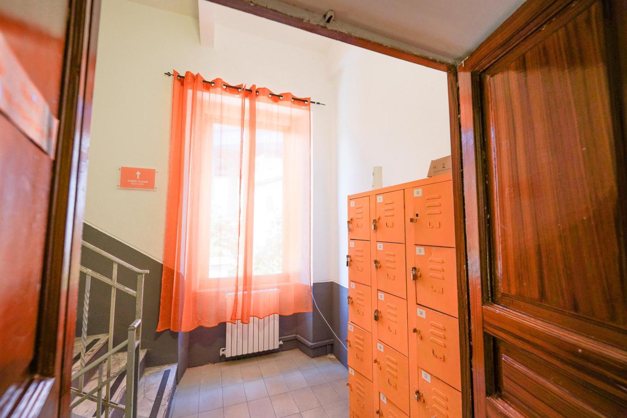 Naples Experience Hostel - Age Limit 18-28 Экстерьер фото