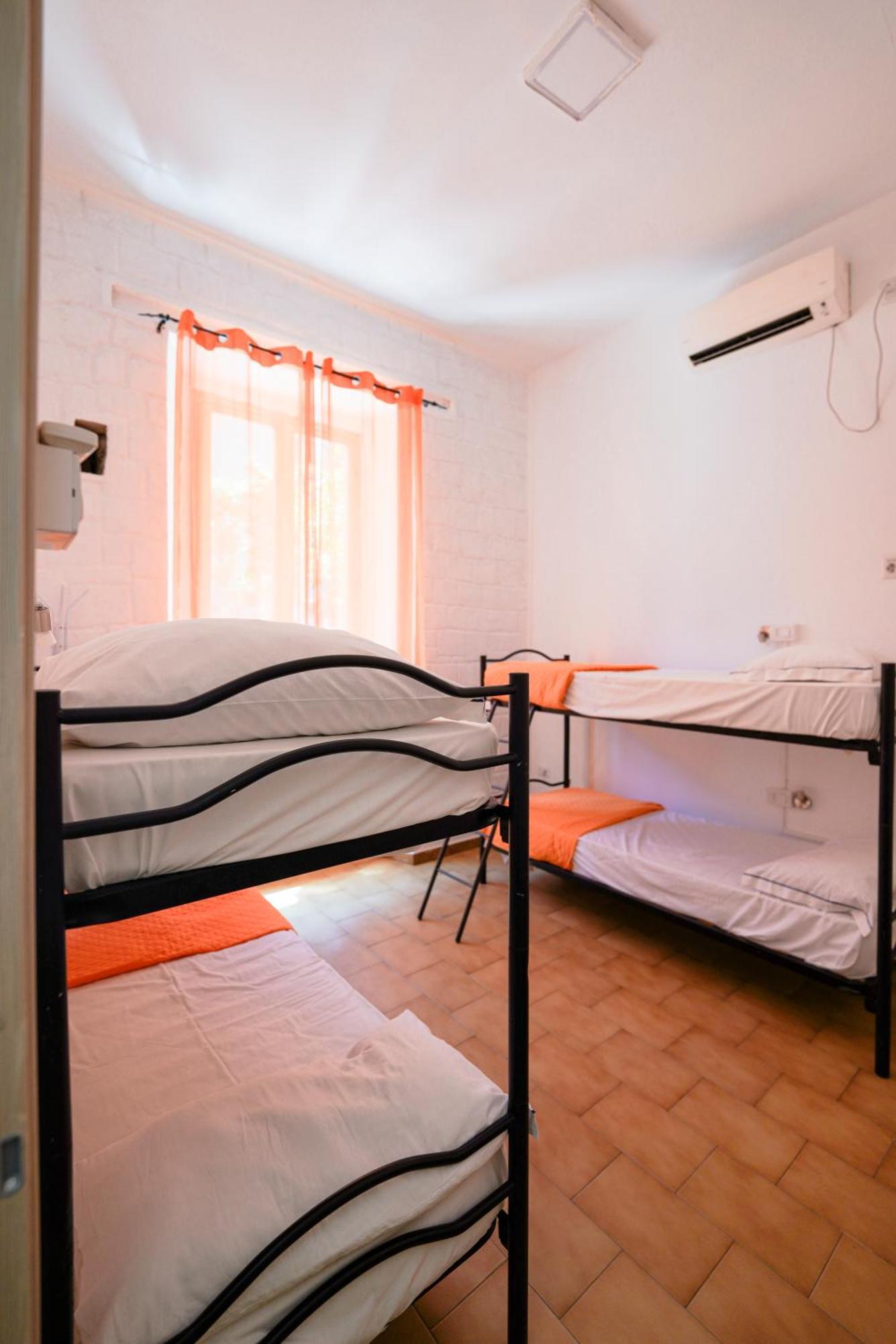 Naples Experience Hostel - Age Limit 18-28 Экстерьер фото