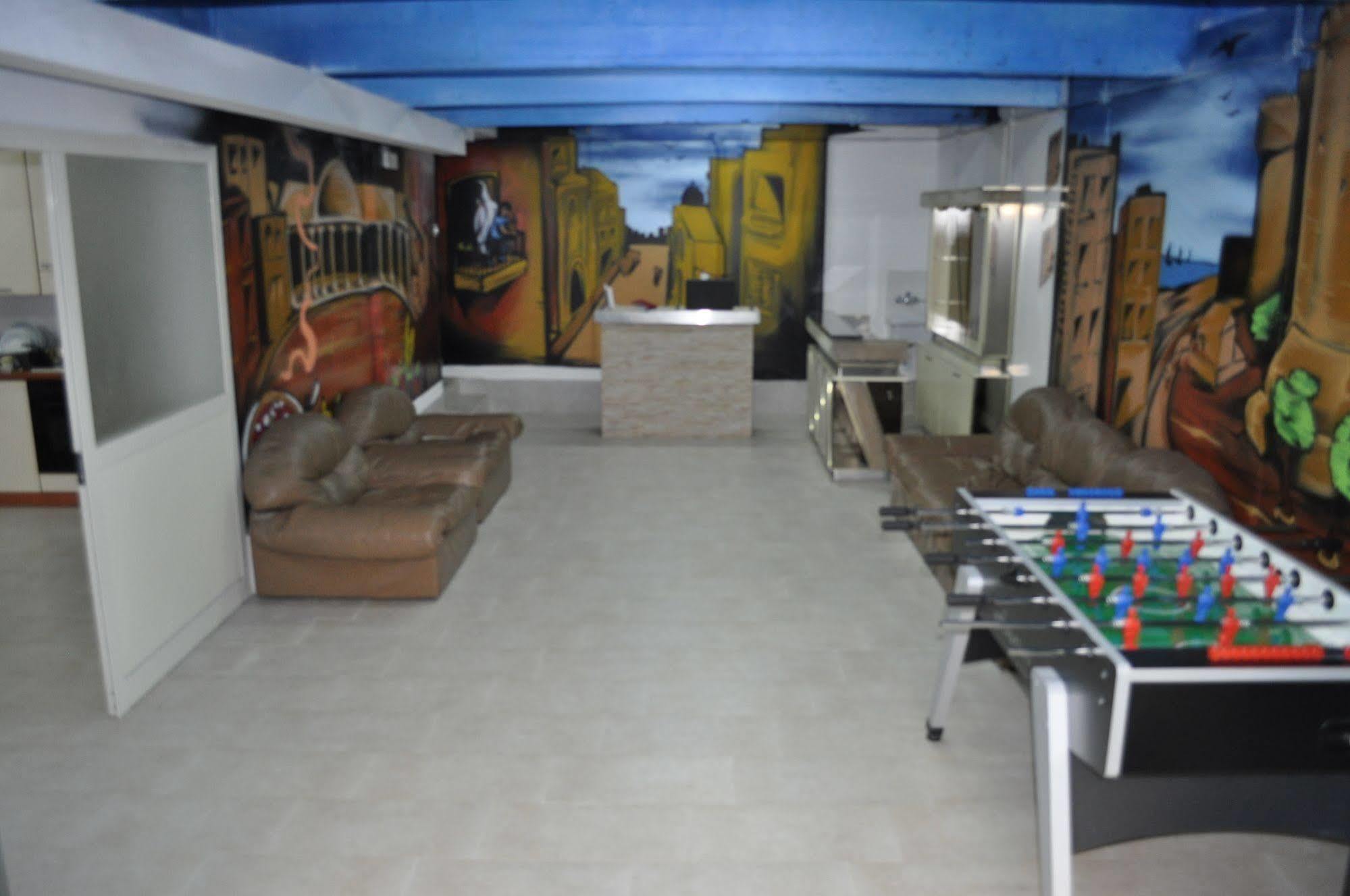 Naples Experience Hostel - Age Limit 18-28 Экстерьер фото