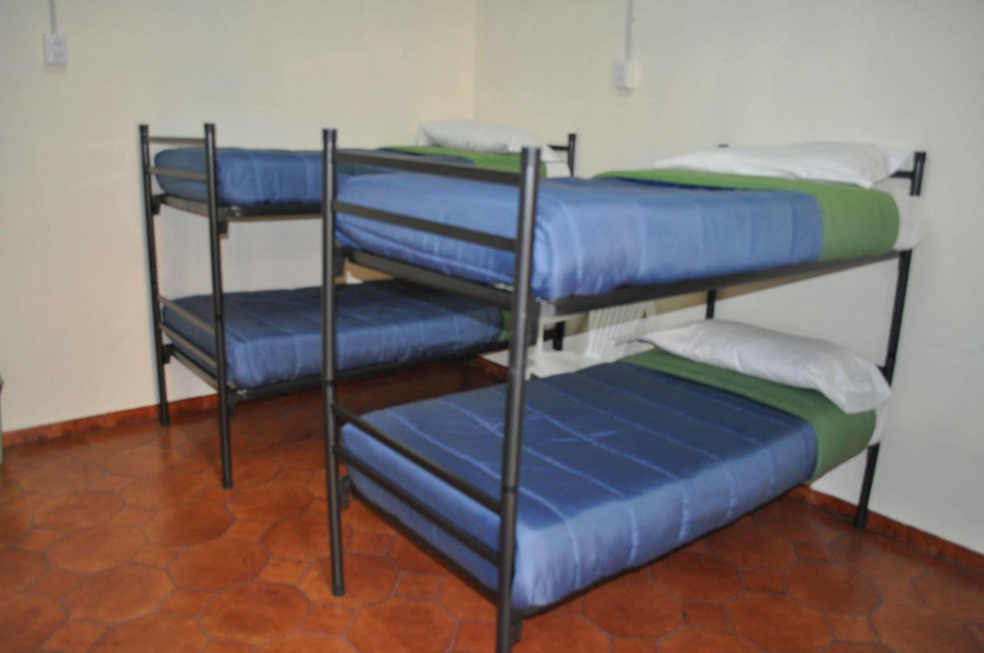 Naples Experience Hostel - Age Limit 18-28 Экстерьер фото